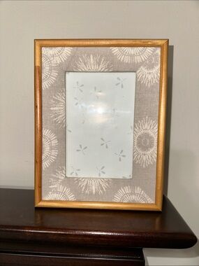 THRESHOLD CLEO BEVELED LINEN & WOOD 4x6 FRAME